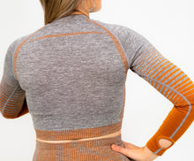 Charger l'image dans la galerie, Haut court à manches longues TimsOrange de sport TchimoTeam - Femmes